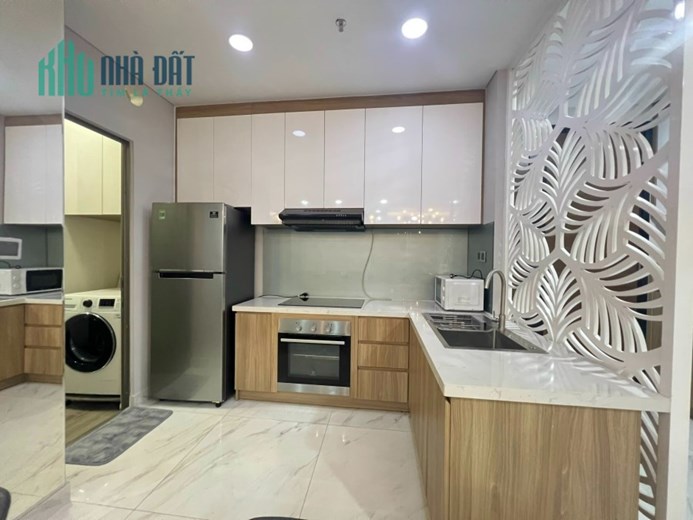 lầu 19 chung cư Midtown cần bán gấp 89m2, 2PN đã có sổ