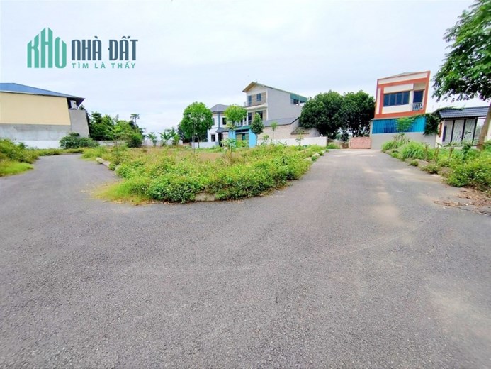 NHỈNH HƠN TỶ CÓ NGAY 60M2 ĐẤT Ở BÌNH YÊN- GẦN ĐƯỜNG 420 VÀ ĐIỂM XE BUS - CHỈ VÀI PHÚT CHẠY XE LÀ