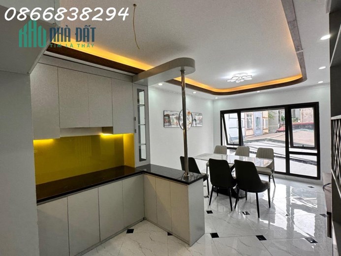 Siêu Hiếm Nhỉnh 6 tỷ Ô Tô Thang Máy - Ngõ Thông Cổ Nhuế 2 Bắc Từ Liêm
