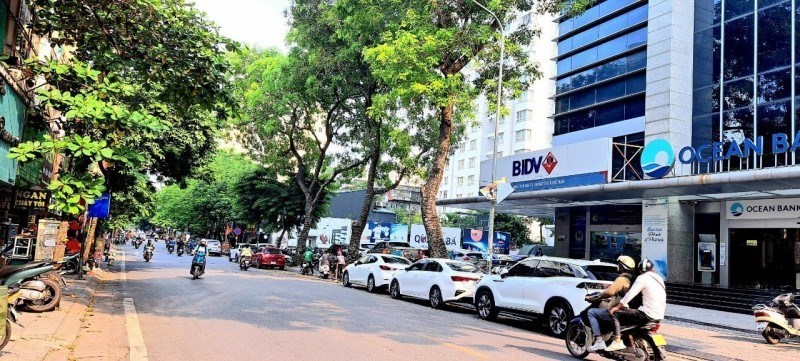 Bán nhà mặt phố Lạc Trung, 6.2m mặt tiền, 119m2. LH: Địa Thủy Sư Trần Thọ 0906299843