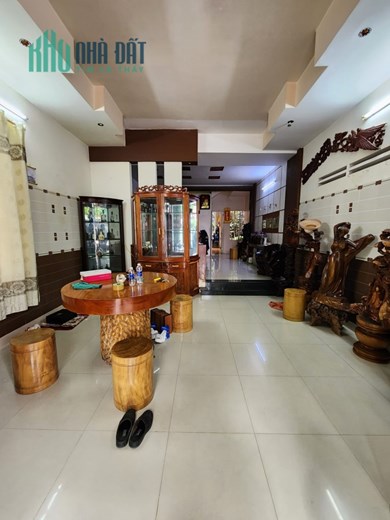 Bán Nhà MT Biên Cương P.Ngô Mây Quy Nhơn , 120m2 , 2 Mê , Giá 11 Tỷ