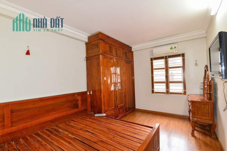YÊN PHỤ - Nhà mới kính koong, 14 ngủ, 10m Ô tô tránh Bao sang tên 7.1 Tỷ