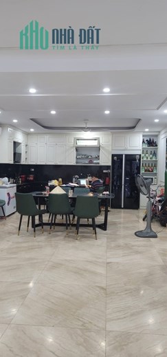 Siêu Hot-Biệt Thự Sân Vườn 3Tầng-Gara 2 ÔTô-DT300m²-Mt 12m-Nguyên Khê-Đông Anh-Giá 16 tỷ