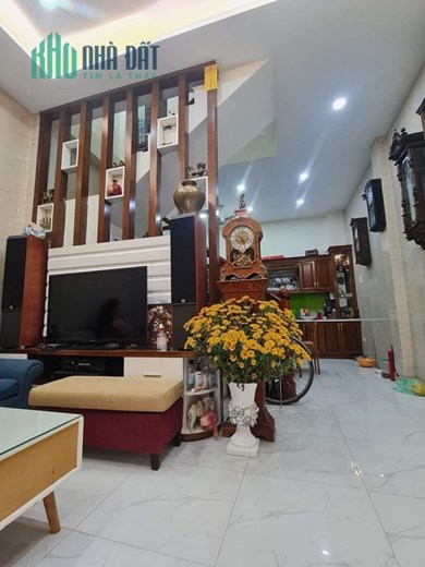 Bán nhà ngõ 69B/45 Hoàng Văn Thái 42m2, 4 tầng giá 6.3 tỷ