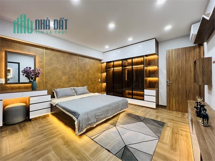 Ngộp Bank! Siêu Phẩm Phường 12, Gò Vấp – 5 tầng Full nội thất, chỉ 7.8 tỷ