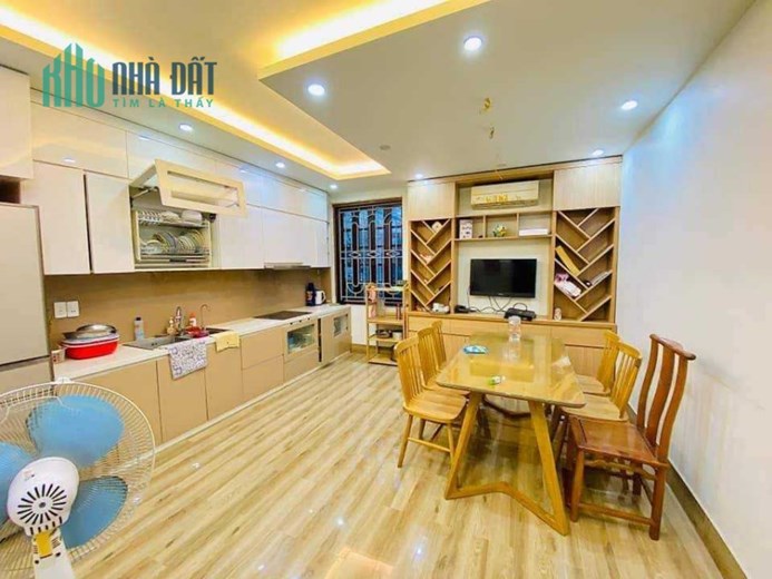 Chính chủ cho thuê nhà nguyên căn đường đôi Văn Quán, ngã ba đường 19/5 KĐT Văn Quán - Hà Đông