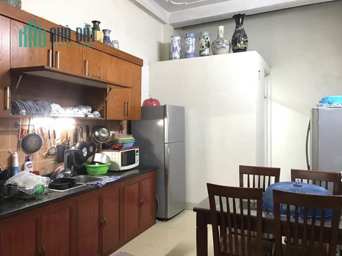 cần bán nhà phố lạc trung.4 tầng,oto đỗ trong nhà ,57m,hộ khẩu hai bà trưng,sổ đẹp
