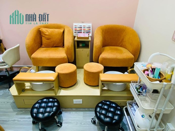 SANG NHƯỢNG TIỆM NAIL TRUNG TÂM QUẬN 1
