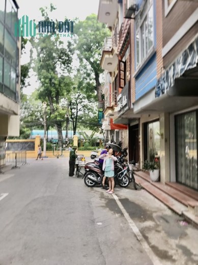 Cho thuê tầng 1 tại ngõ 28b Điện Biên Phủ Ba Đình Hà Nội
