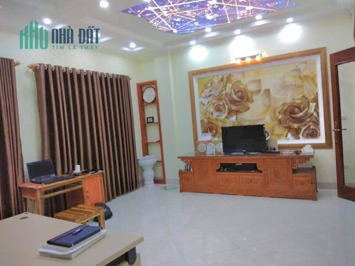 ÂU CƠ - Nhà mới kính koong, 14 phòng ngủ, 10m Ô tô Giá công khai 7.2 Tỷ
