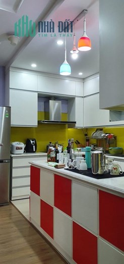 Gấp!!! Bán căn hộ Nam Trung Yên 2PN Full NT Giá 2.65 tỷ