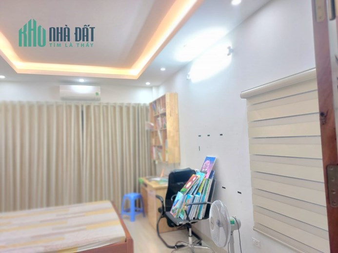 YÊN PHỤ - Nhà đẹp ở luôn, 14 phòng ngủ, 10m Ô tô phi Giá bay nhanh 7.2 Tỷ