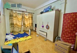 Siêu hiếm! Hạ giá nhà Khâm Thiên, 30m2 x 4Tầng, ra phố 30m, ngõ rộng, 2 thoáng, giá 3.1 tỷ