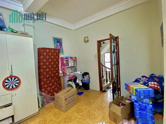 Siêu hiếm! Hạ giá nhà Khâm Thiên, 30m2 x 4Tầng, ra phố 30m, ngõ rộng, 2 thoáng, giá 3.1 tỷ