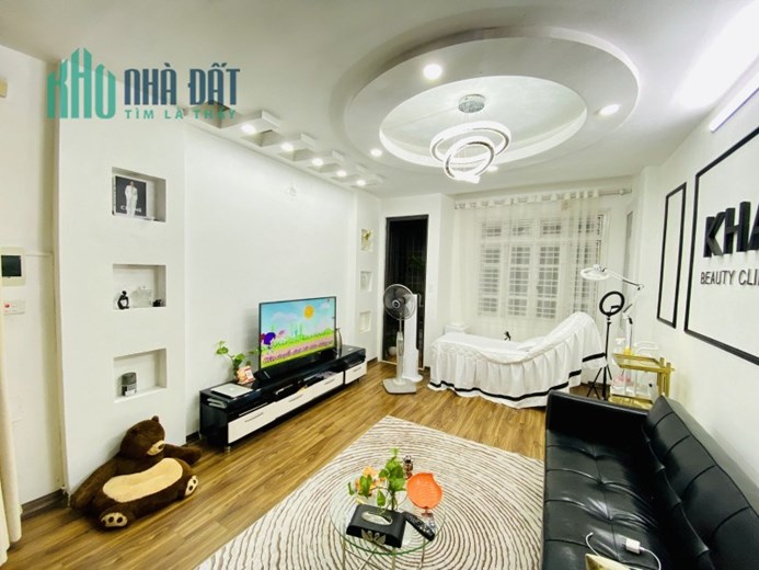 Bán nhà riêng Cự Lộc Thanh Xuân 32m 5 tầng mặt tiền 4m ngõ thông gần ô tô nhà đẹp ở ngay lh