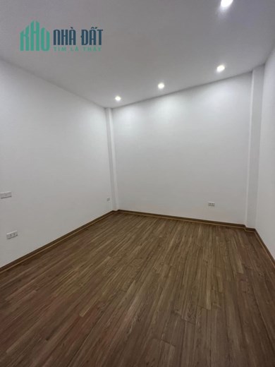NGHI TÀM - Nhà mới Ở ngay, 14 phòng ngủ, 10m Ô tô đua Bao sang tên 7.1 Tỷ