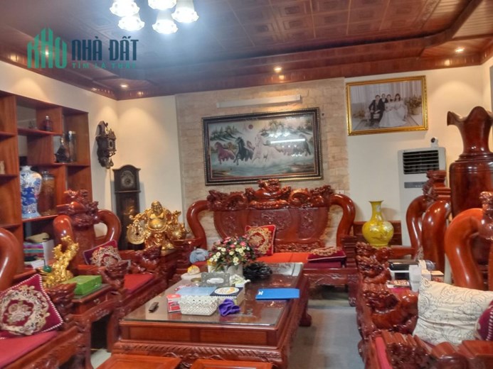 Biệt Thự Sân Vườn KĐT Việt Hưng 105m2, 4 Tầng, MT 7m, Vỉa Hè – Ô tô Tránh giá 20 Tỷ