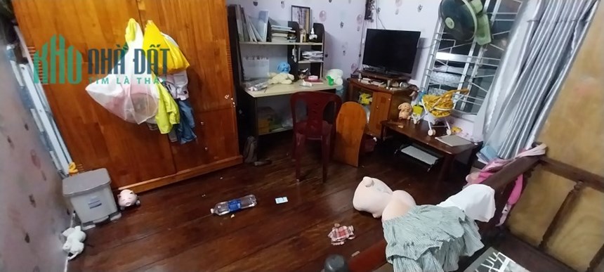 Nhà Đinh Tiên Hoàng gần MT, Góc kiệt 4m, 2 tầng, 1.3x tỷ
