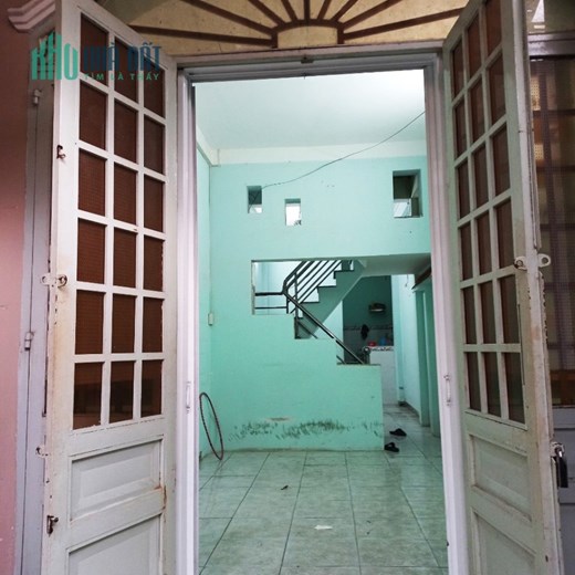Bán gấp MTKD 12m ngay Nguyễn Sơn quận Tân Phú 40m2 -2T chỉ 3.9 ty TL
