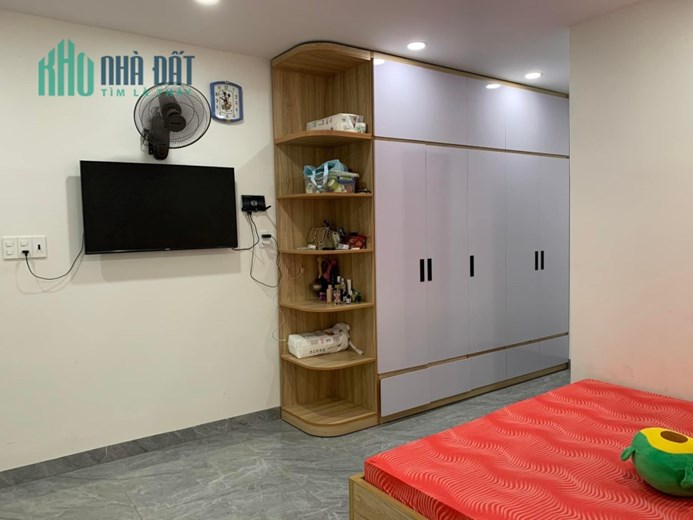 BÁN NHÀ LINH QUANG, 30m2x 3T, MT4m, Ô TÔ ĐỖ CỔNG, LÔ GÓC, KINH DOANH, CHỈ NHỈNH 1 TỶ