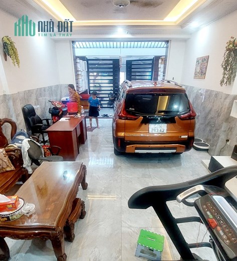 Bán Gấp Nhà 6x15M, Xe Hơi Đậu Trong Nhà, Nhỉnh 6 Tỷ, Tân Kiểng, Quận 7