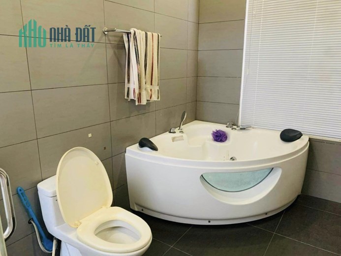 🏡 BIỆT THỰ QUẬN 7 - MẶT TIỀN NGUYỄN VĂN LINH CÁCH 100M - 10x20 VUÔNG - CHỈ VỚi 28 TỶ 900  🏡