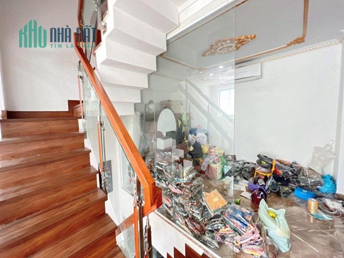 Bán nhà Lê Đức Thọ PHƯỜNG 13 quận Gò vấp, 4 tầng, ĐƯỜNG 4m, giá chỉ 5.4 tỷ