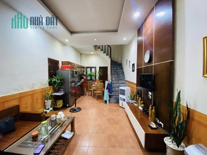 80tr/m Có Nhà Khang Trang Ở Ngay-50m-3 tầng-3 ngủ-MT4m-4 tỷ