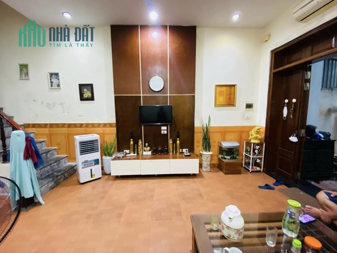 80tr/m Có Nhà Khang Trang Ở Ngay-50m-3 tầng-3 ngủ-MT4m-4 tỷ