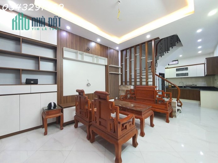 Bán Đất tặng nhà phố Văn Cao full nội thất 42m 5Tầng MT 4,9m chỉ 4,15 tỷ.