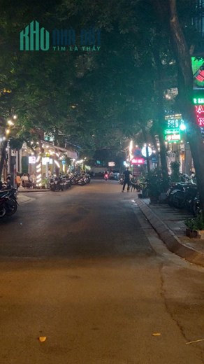 Bán nhà mặt ngõ 28 phố Nguyên Hồng Đống Đa dt 93m2 x 8 t mt 5m giá 39 tỷ