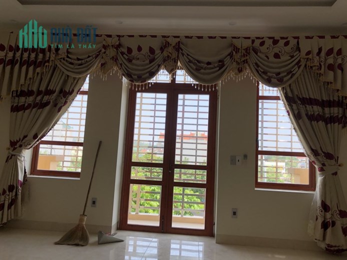 Cho thuê nhà khu hà tiên mặt đường Trần Phú  Diện tích 115m2
