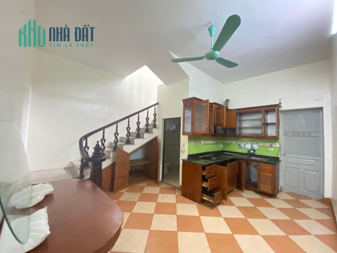Cho thuê nhà 2 tầng Liên Bảo gần trường nghề Việt Đức  Giá thuê : 7tr/th