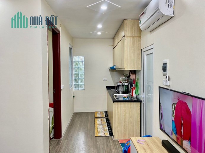 Bán  CCMN Hồ ba Mẫu - Đống Đa, 45m, 2 PN, Full đồ, cách ô tô tránh 10m, đã có sổ, giá 990triệu
