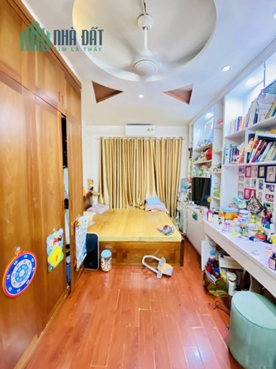 BÁN GẤP NHÀ GIÁP NHẤT THANH XUÂN-DIỆN TÍCH 33M-6 TẦNG NHỈNH 4,5 TỶ.