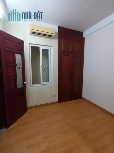 Cần bán nhà Lô góc Siêu đẹp ở Mễ Trì Hạ 33m2, 5 tầng gần phố, nhà đẹp ở ngay