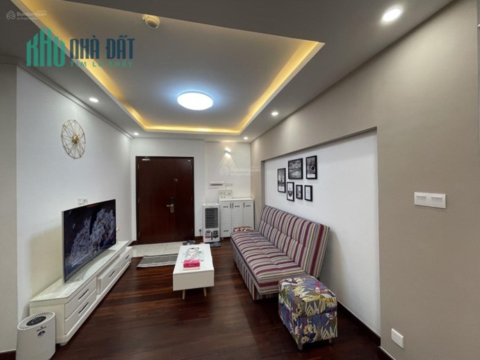 Chính chủ bán CH 07.07 Central Garden Q1 full NT mới cải tạo đẹp, view đẹp nở hậu 90.8m2