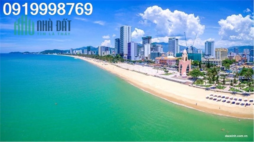 Chuyển nhượng mảnh đất góc 2 mặt tiền đối diện khu biệt thự VIP Kđt Lê Hồng Phong 2 Nha Trang