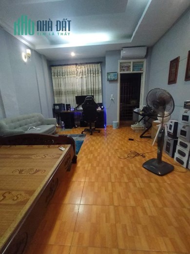 Bán nhà ngõ 236 Khương Đình 54m2, 5 tầng giá 6 tỷ