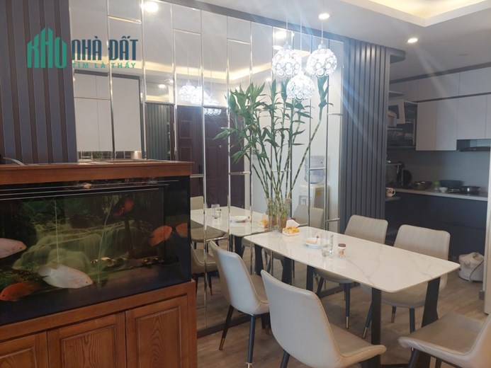 (ĐÂY RỒI) Bán chung cư Ngoại giao đoàn 100m 3PN view hồ tặng NT nhỉnh 5 ty Tây Hồ