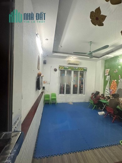 HÀNG HIẾM ! Cho thuê nhà Đào Tấn Ba Đình 75mx5T KD VP Nhà trẻ kho ở ngay hơn 20 t