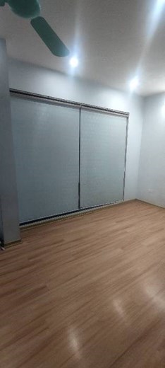 Bán nhà THẠCH BÀN 40m, 4 tầng, giá 3,3 tỷ. Nhà đẹp DÂN XÂY TÂM HUYẾT chắc chắn.