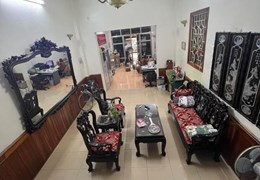 CẦN CHO THUÊ MẶT BẰNG VĂN PHÒNG, KHO THANH TRÌ 3 TẦNG, 200M2, GIÁ 20 TRIỆU/THÁNG, HĐ LÂU DÀI.