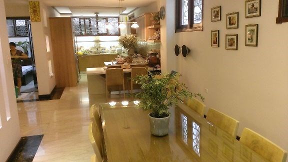 Bán nhà ngõ  378 phố Thụy Khuê,Trích Sài,Tây Hồ, dt100 m2,mặt tiền 6 m x 3 t giá 8,5 tỷ
