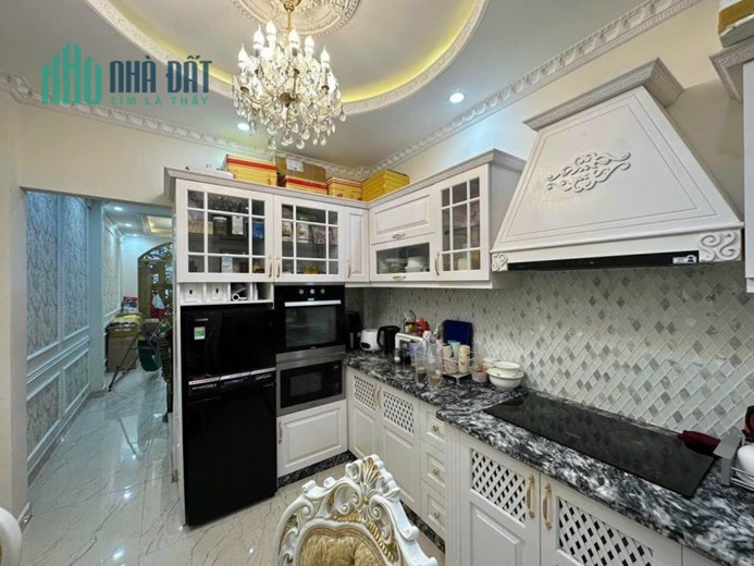 NHÀ ĐẸP-GIÁ TỐT KHUVỰC QUẬN 10-SƯ VẠN HẠNH-46M-4TẦNG-VÀO Ở NGAY–NHỈNH 9TỶ