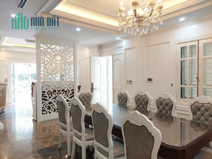 Nhà đẹp, sân để xe, cho thuê giá tốt, Việt Hưng, Long Biên 75m2-7.2 tỷ