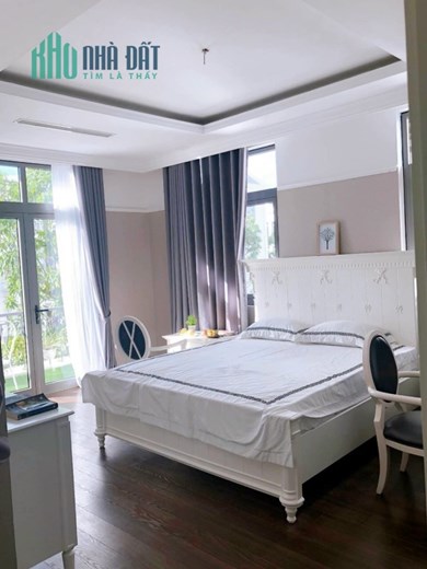 Nhà đẹp, sân để xe, cho thuê giá tốt, Việt Hưng, Long Biên 75m2-7.2 tỷ