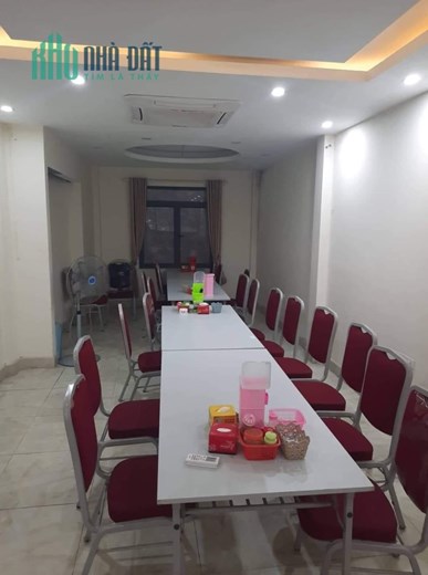 Bán nhà phố Hoàng Ngân 95 m2 giá 75 tỷ, mua bán nhà riêng Trung Hòa Cầu Giấy giá rẻ
