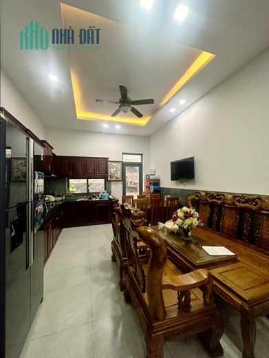 LÊ VĂN QUỚI - NHÀ 3 TẦNG MỚI ĐẸP - 68M2 - HẺM ĐẸP XE TẢI TRÁNH - GIÁ 8 TỶ