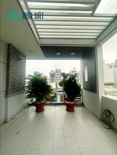 LÊ VĂN QUỚI - NHÀ 3 TẦNG MỚI ĐẸP - 68M2 - HẺM ĐẸP XE TẢI TRÁNH - GIÁ 8 TỶ